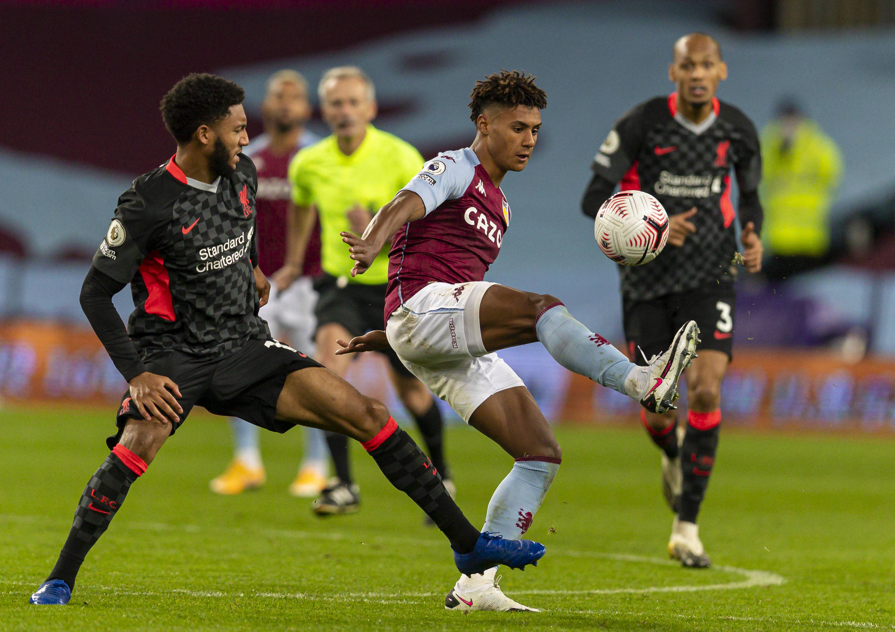 展示了她们 展示了她们